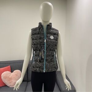 NWT LPGA GOLF WEAR Quick Dry Down Puffer Vest Size Small Pockets Detachable Hood